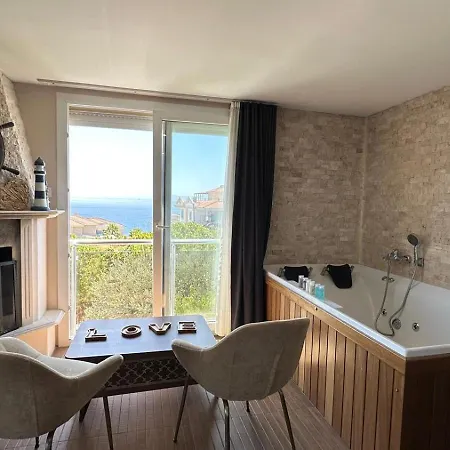 Aden Boutique מלון *