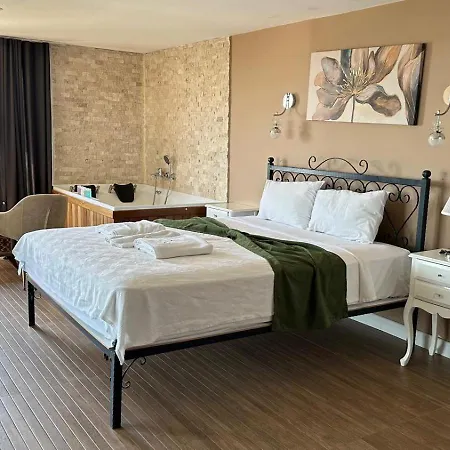 מלון Aden Boutique Çeşme