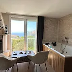 Aden Boutique Отель 4*