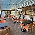 Aden Boutique Отель