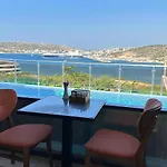 Aden Boutique Отель Кешме