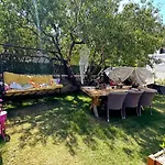 Отель Aden Boutique Кешме