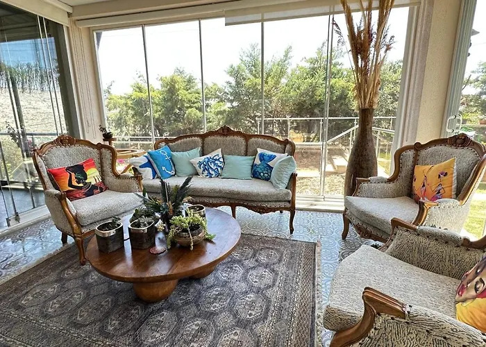 Aden Boutique Çeşme