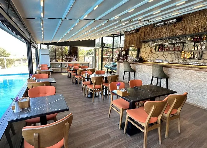 Aden Boutique Otel Çeşme